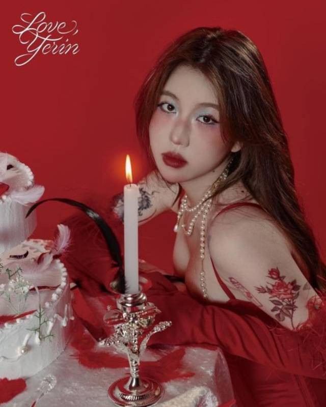 韩国女歌手白艺潾发布新近照，强烈视觉冲击造型