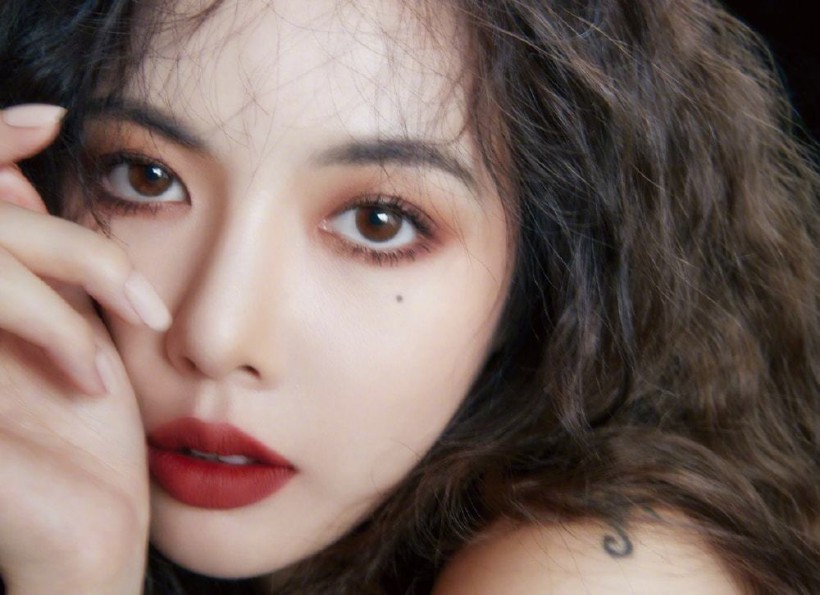 韩国女歌手：金泫雅