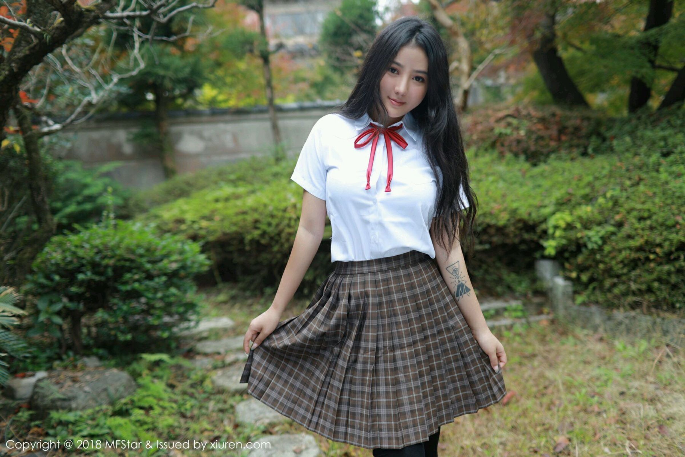 汤曼玲 玛鲁娜 美尻美人玛鲁娜 日本学生妹制服第7张图片