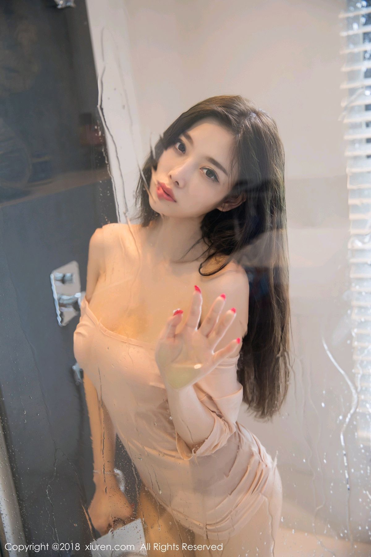 杨晨晨 sugar小甜心CC 甜美女神杨晨晨sugar 丝袜浴室湿身诱惑第23张图片