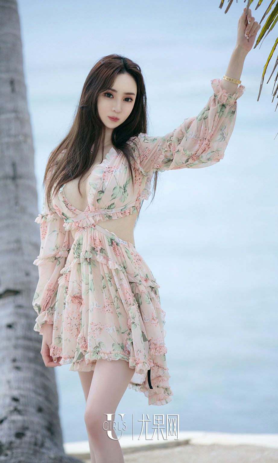 于思琪  于思琪最浪漫的事 沙滩连衣裙比基尼第6张图片