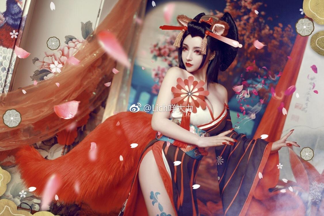 高蓉 Lich咩大力 美女主持人咩大力 热情四溢的Cos美图第34张图片