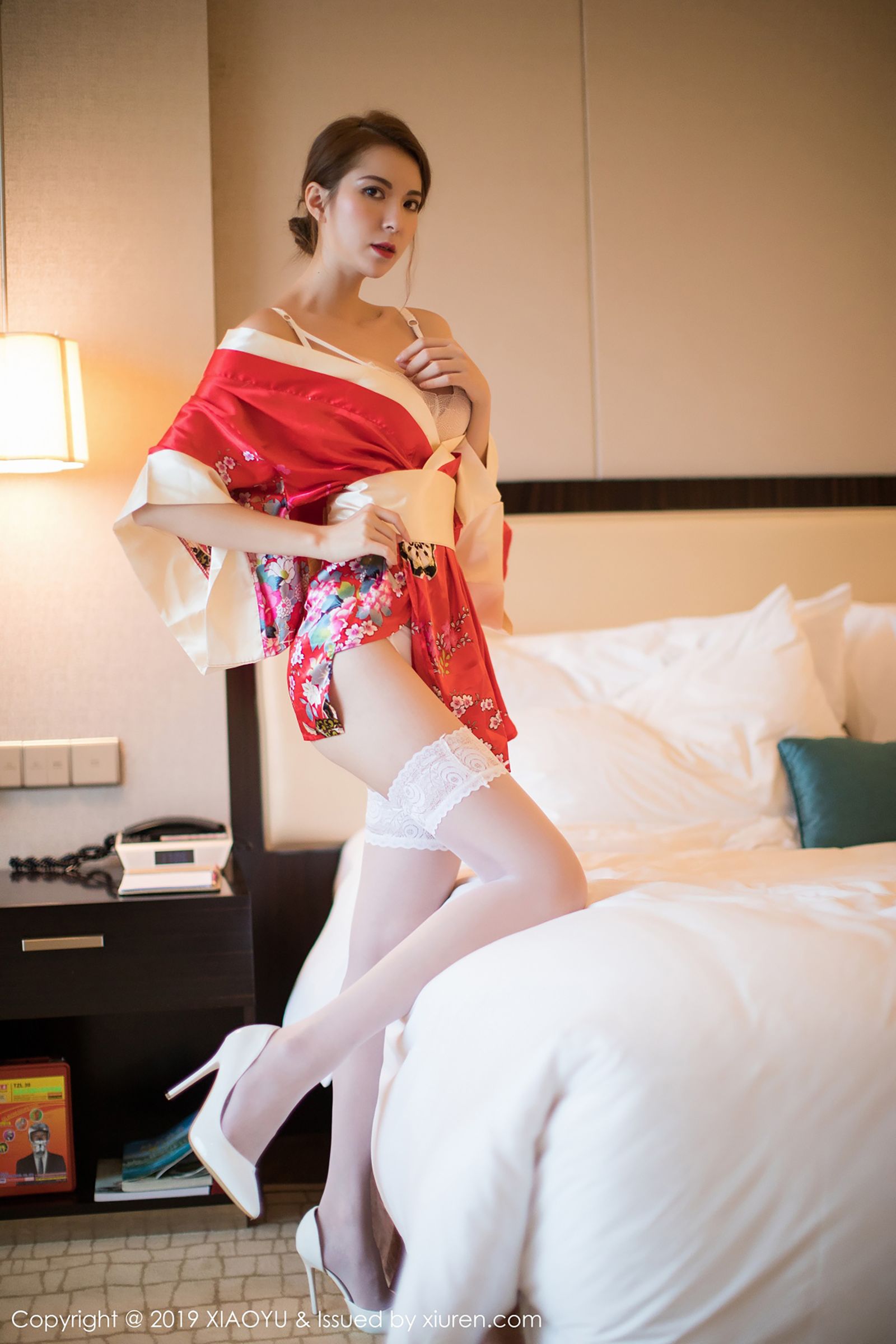 陈良玲  气质女神carry 性感和服蕾丝美腿第48张图片