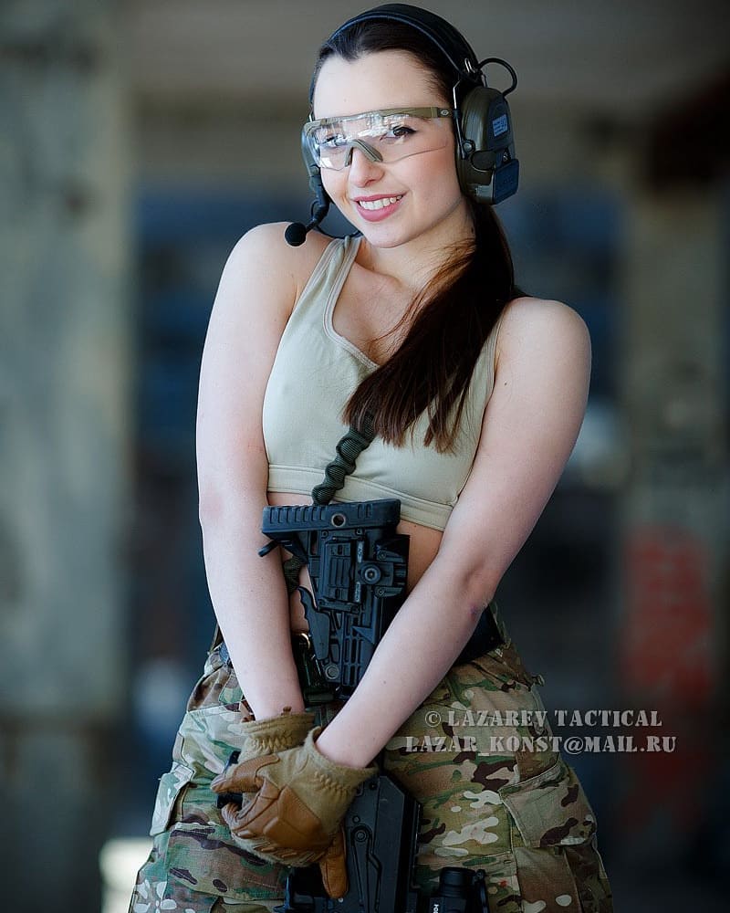 Елена Делигиоз  Elena Deligioz- 最清纯的俄罗斯女兵第4张图片