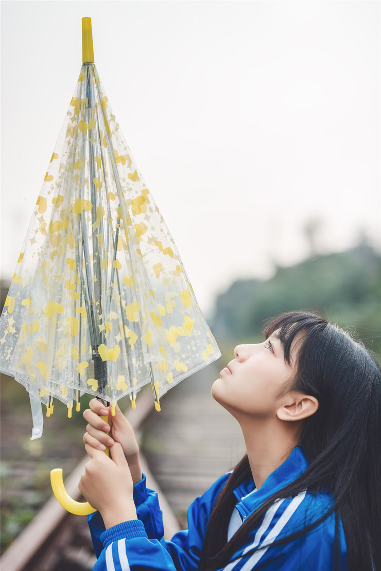 校服少女摄影写真 素颜不化妆主要靠颜值