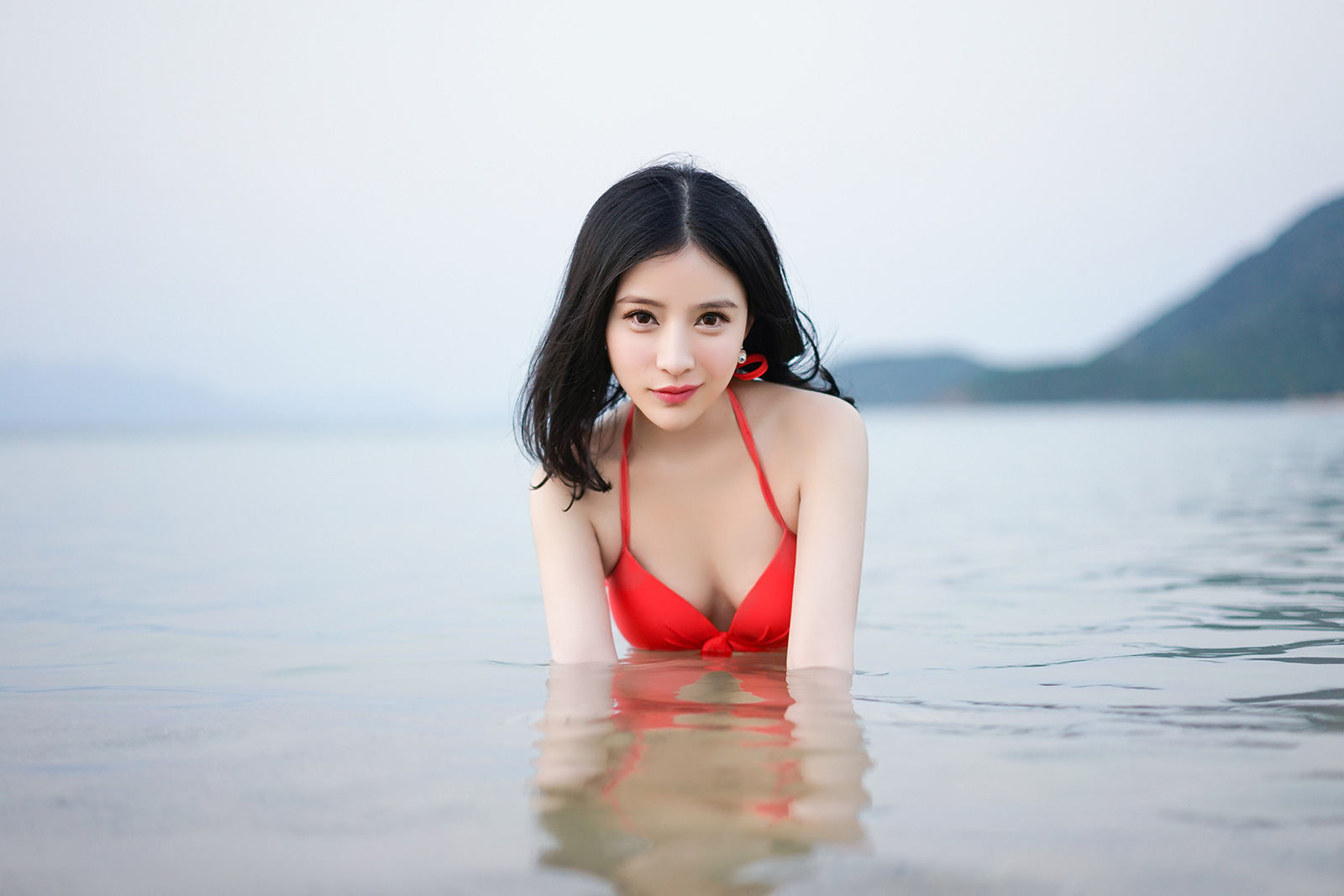 比基尼美女写真 丰满圆润性感到极致