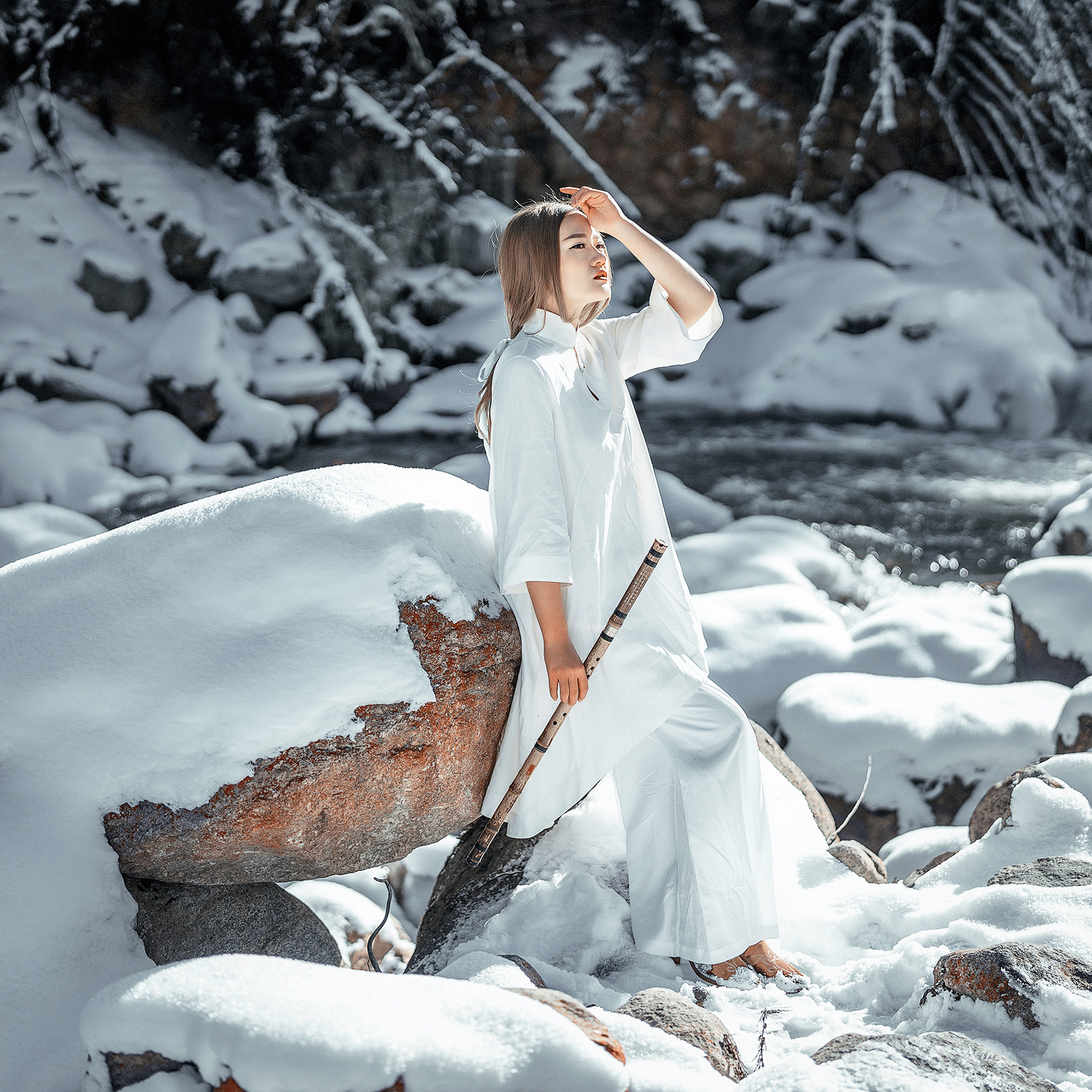 古装美女山涧雪景写真 不染世俗的美