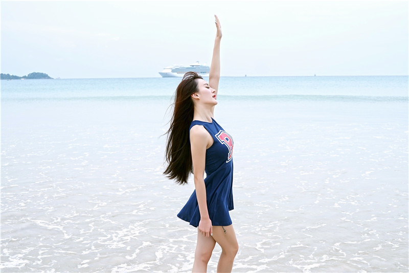 女神青树海边高清写真 太美了